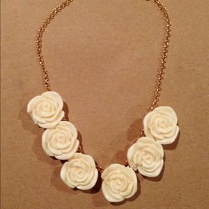 Mini Rosette Necklace