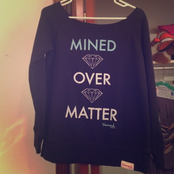 Diamond supply pull over