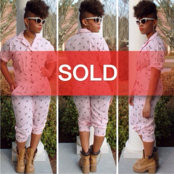 💥New Item💥 Baby Pink & Black Jumper
