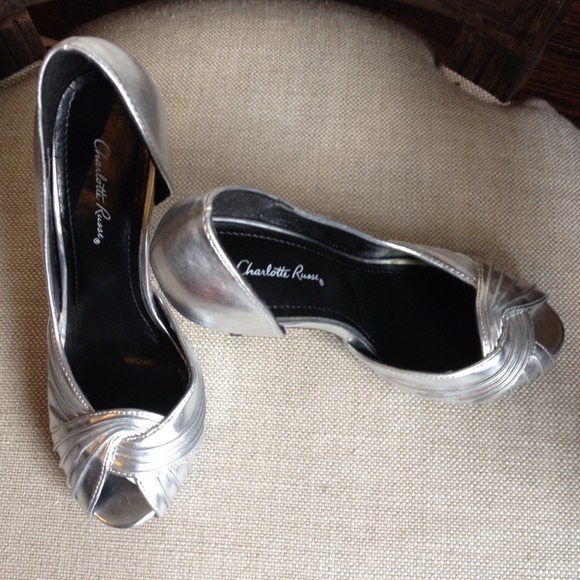 Silver Pumps