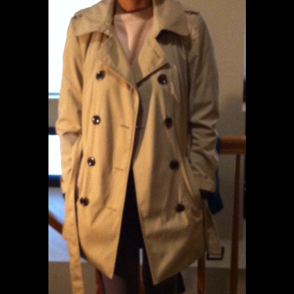 😱😎Brand New Trench Coat😎😱 - Picture 1 of 4