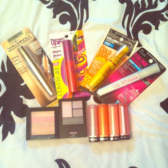 Bundle for @emchris99 💋