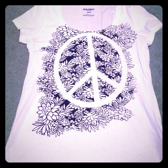 Graphic tee