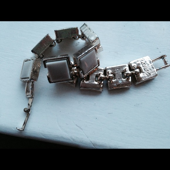 VINTAGE Cala's Ivory Tile & Silver Bracelet - Picture 3 of 3