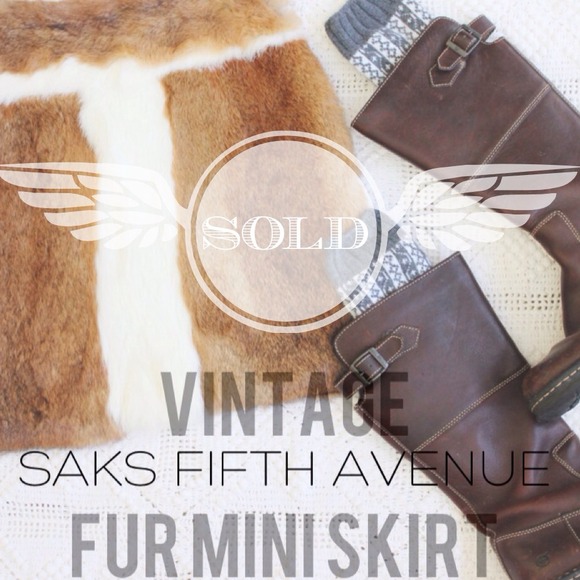 {SOLD IN A BUNDLE} Vintage 70's Fur Mini Skirt