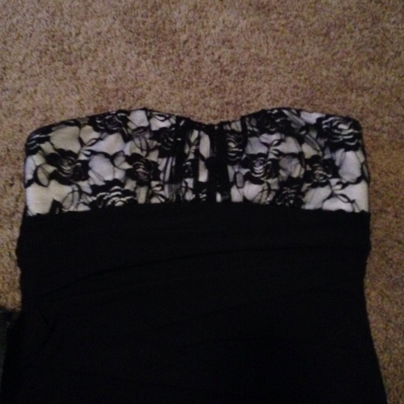 Black dress with lace top worn 1x - Picture 2 of 4