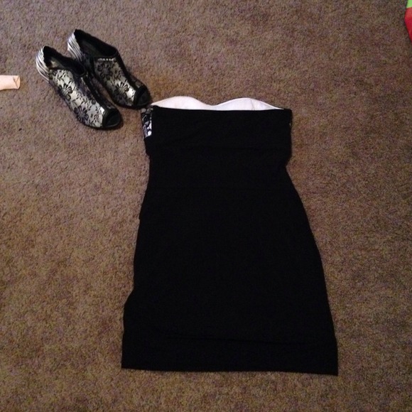 Black dress with lace top worn 1x - Picture 3 of 4