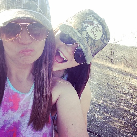 Meet your seller ???? - Picture 4 of 4