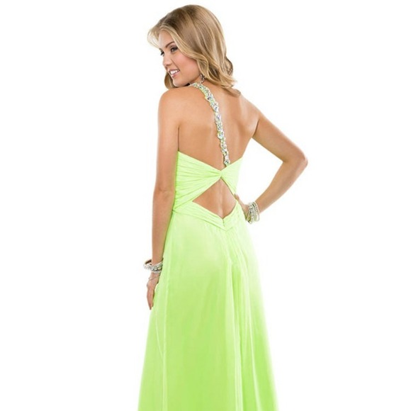 Pearl Pink Prom Dress! - Picture 3 of 3