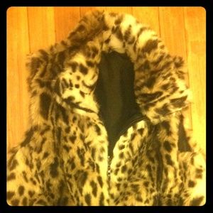 New Reversible Faux Fur/Poly Zipper Vest