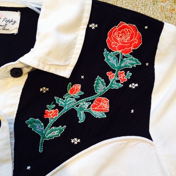 Brand new button up from Pacsun - Picture 2 of 3