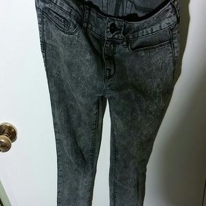 Skinny jeans