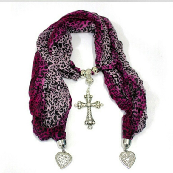 Fashion Scarves (can be use all year)