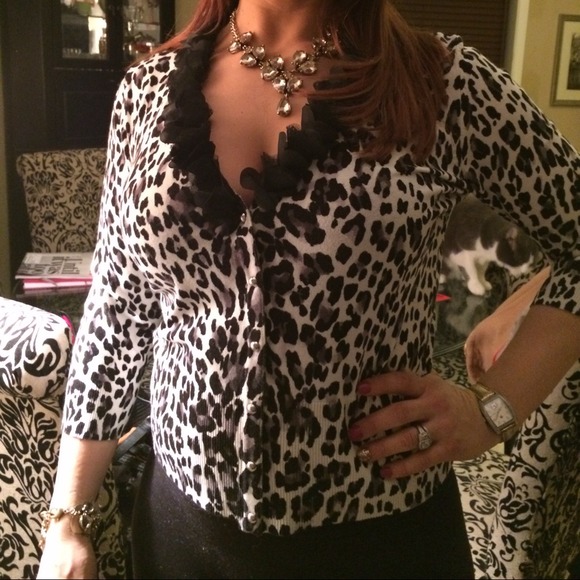 Black house white market animal print cardigan - Picture 3 of 3
