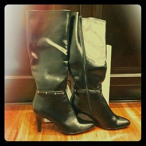 Knee-High Black Boots Size 7.5 NWT!!