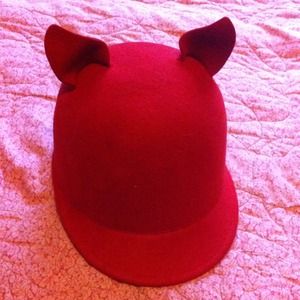 Cat ear hat red