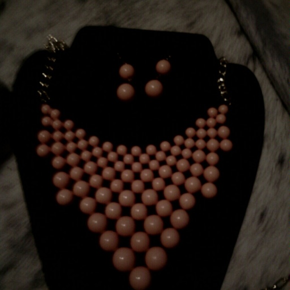 Accessories - Picture 3 of 4