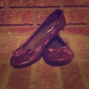 💜Adorable purple bow flats. Good condition. 🎀