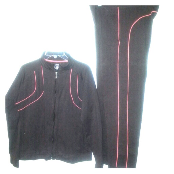 Brown and pink jogging set