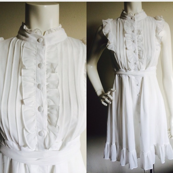 White Moon Collection Ruffled dress