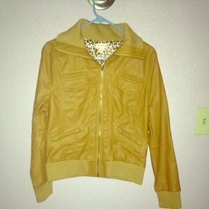 Zenana outfitters jacket