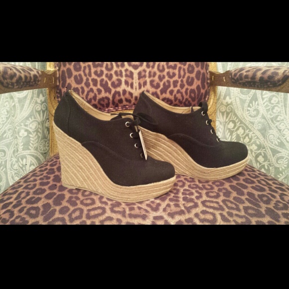 NEW Black platform wedges
