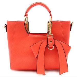 💥💐3/19 Host Pick - Bold & Beautiful!💐💥Bow Tote