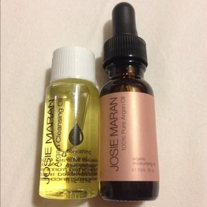 ⭕️TRADED⭕️Josie Maran Bundle