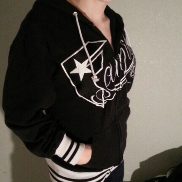 Famous Jacket - Picture 3 of 4