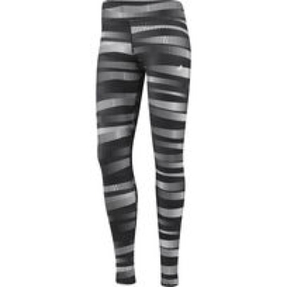 SOLD ⭐️ Nike leggings
