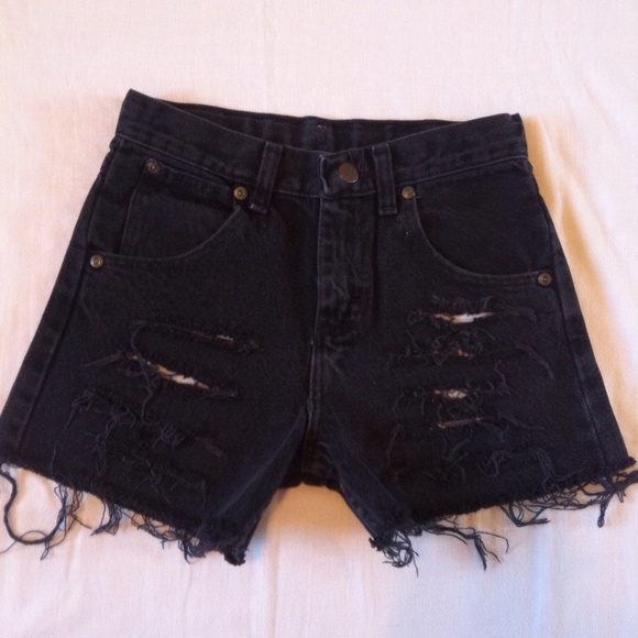 High Rise/Waisted Shorts