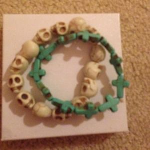 Brandy Melville skull and cross bracelet combo