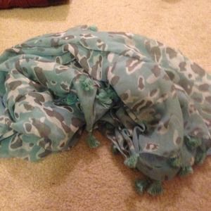Forever 21 Turquoise scarf
