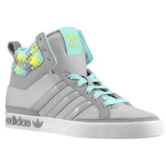 Top court ADIDAS hi top sneakers