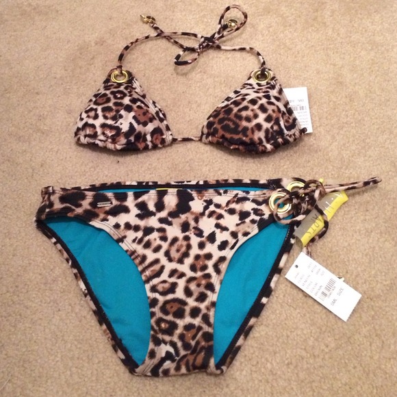 🚫SOLD🚫🌟BNWT CUTE Cheetah Print LA hearts bikini