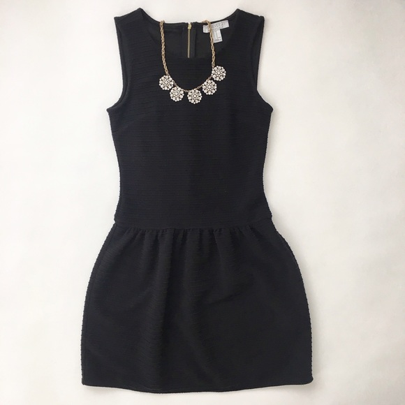 Forever 21 Dresses & Skirts - F21 Essentials Drop Waist Dress in black