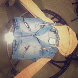 Denim and knit short jacket