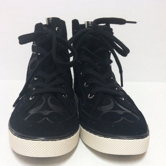 🎉HP Weekend Wear🎉NWOT! Black Coach Pitas - Picture 4 of 4