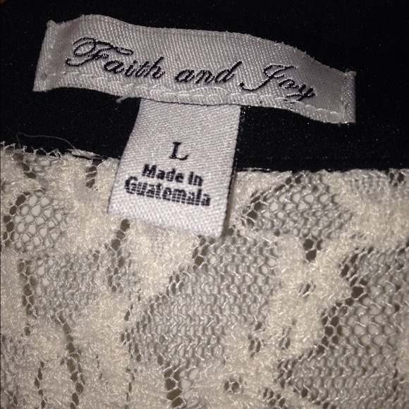 Lace Collared Top - Picture 2 of 2