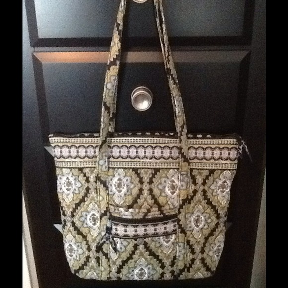 Vera Bradley villager in "Cambridge" pattern.