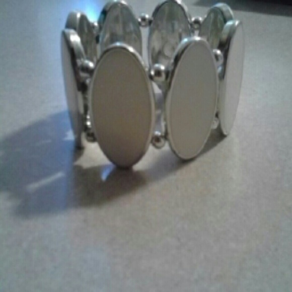 Oval Bracelet