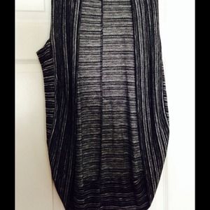 Black and white vest cardi!!