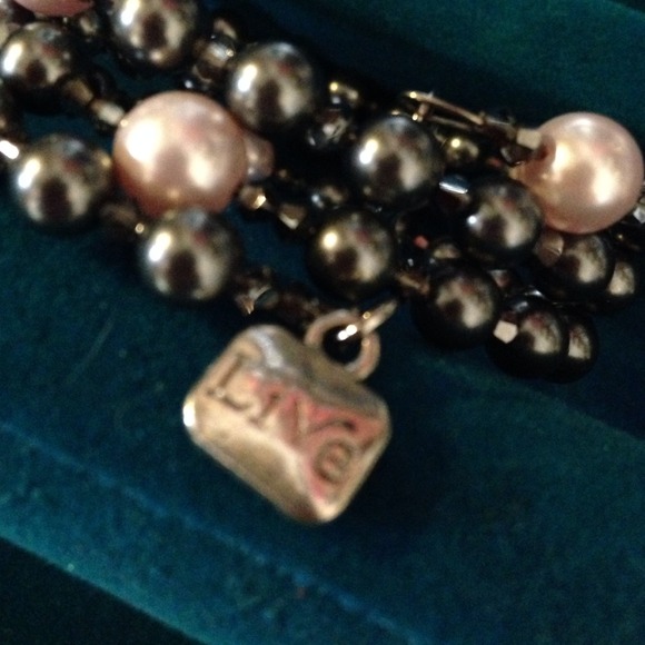 Gray breast cancer wrap around bracelet - Picture 3 of 4