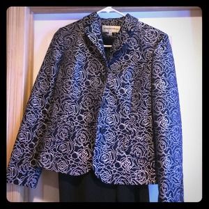 Classy navy/white Jones New York suit for spring!