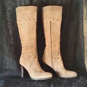 Janet & Janet Antique Beige Suede Boots
