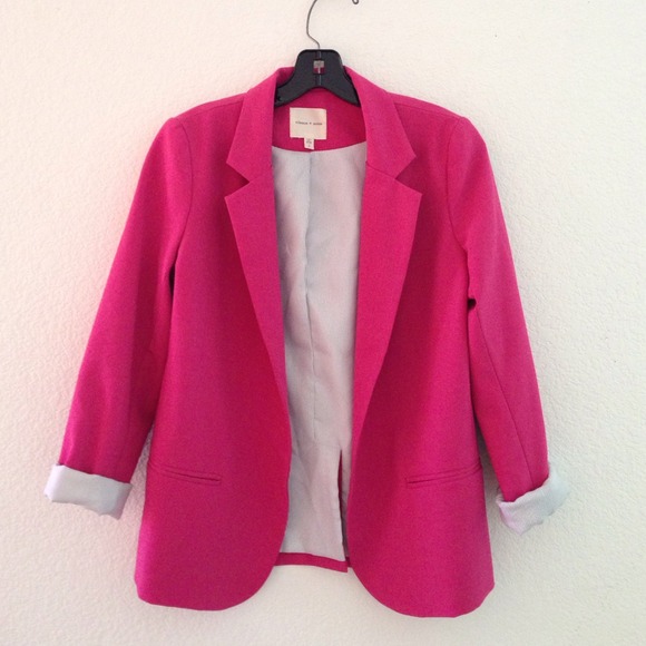 🚫SOLD🚫 Beautiful Pink/Magenta Blazer