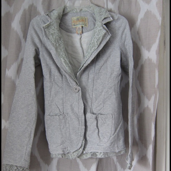 American rag gray blazer