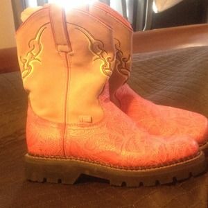 Pink Justin ankle boots.