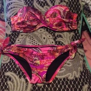 Victoria's Secret bikini