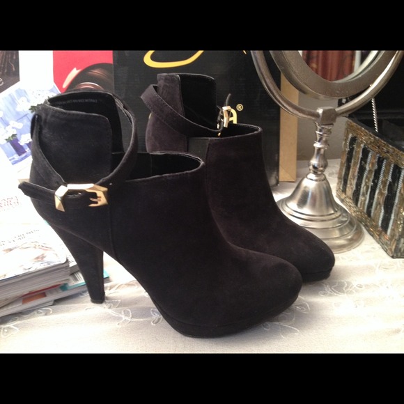Diba Ruth bootie